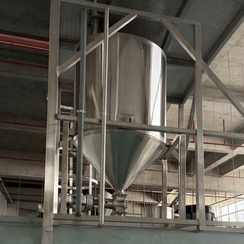 Промежуточный бункер для сои